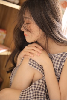 教室的那一间第1季免费观看